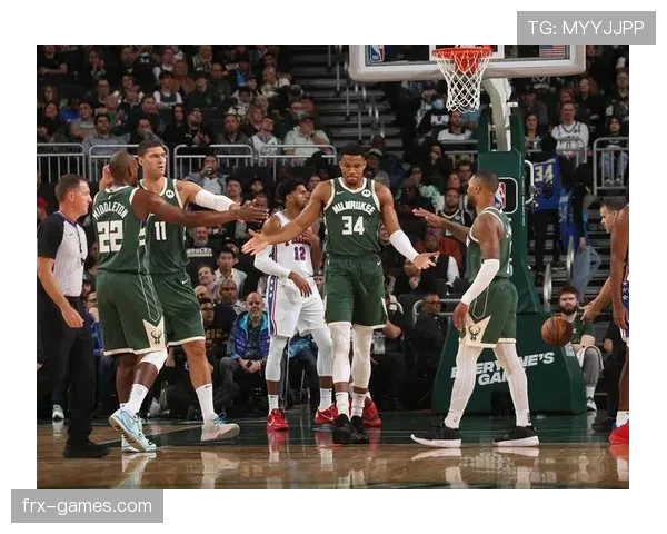 亨克战术深度解析:逆境翻盘背后的制胜策略与实战表现 亨克战术深度解析:逆境翻盘背后的制胜策略与实战表现