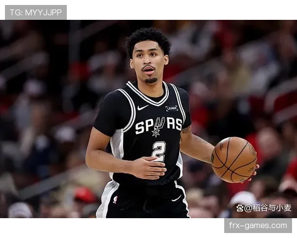 佩顿·普里查德突破拉开局面，助马刺关键时刻得分提高效率